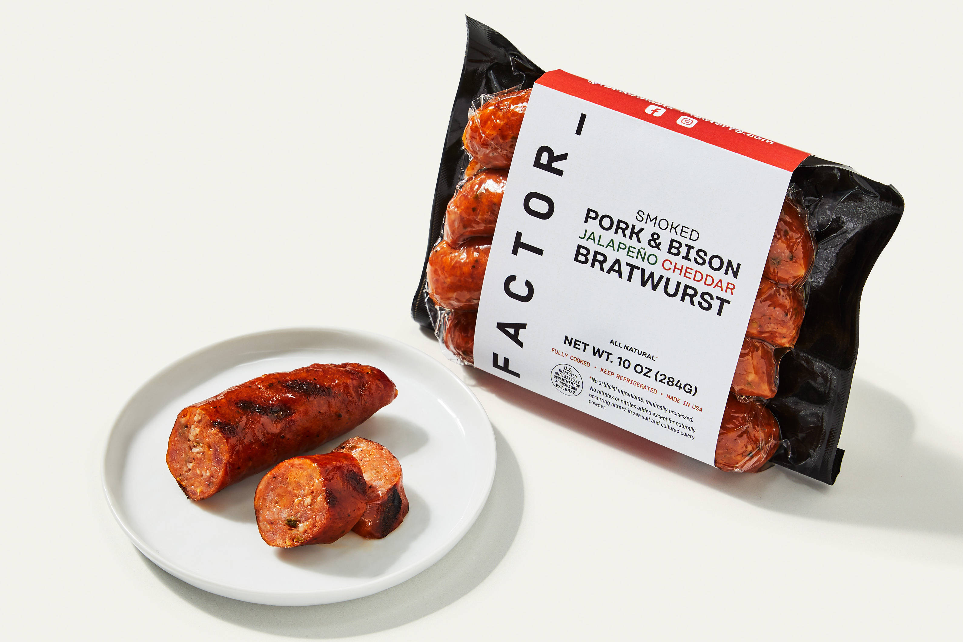 Smoked Pork & Bison Jalapeño Cheddar Bratwurst Premium Protein Fix